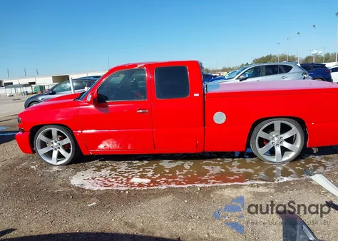 1999 Chevrolet Silverado 1500 Ls из США, поврежденный, VIN 2GCEC19T9X1294982